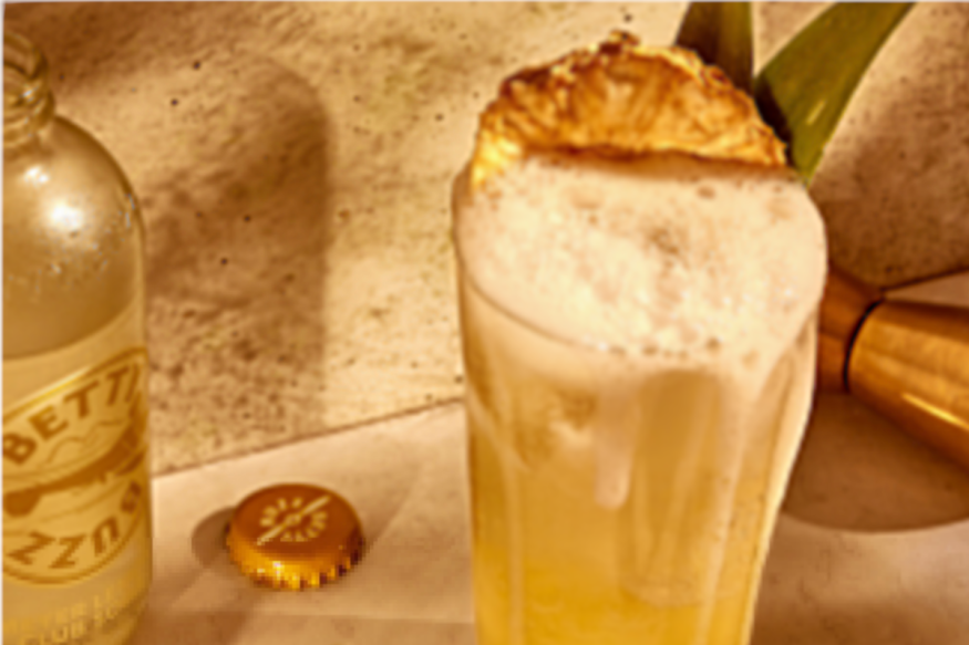 Gold Rush Spritz